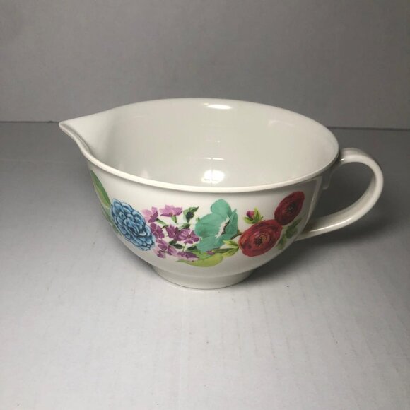 The Pioneer Woman Floral Pattern Melamine 2 Cups Measuring Cup With Spout - Picture 1 of 7